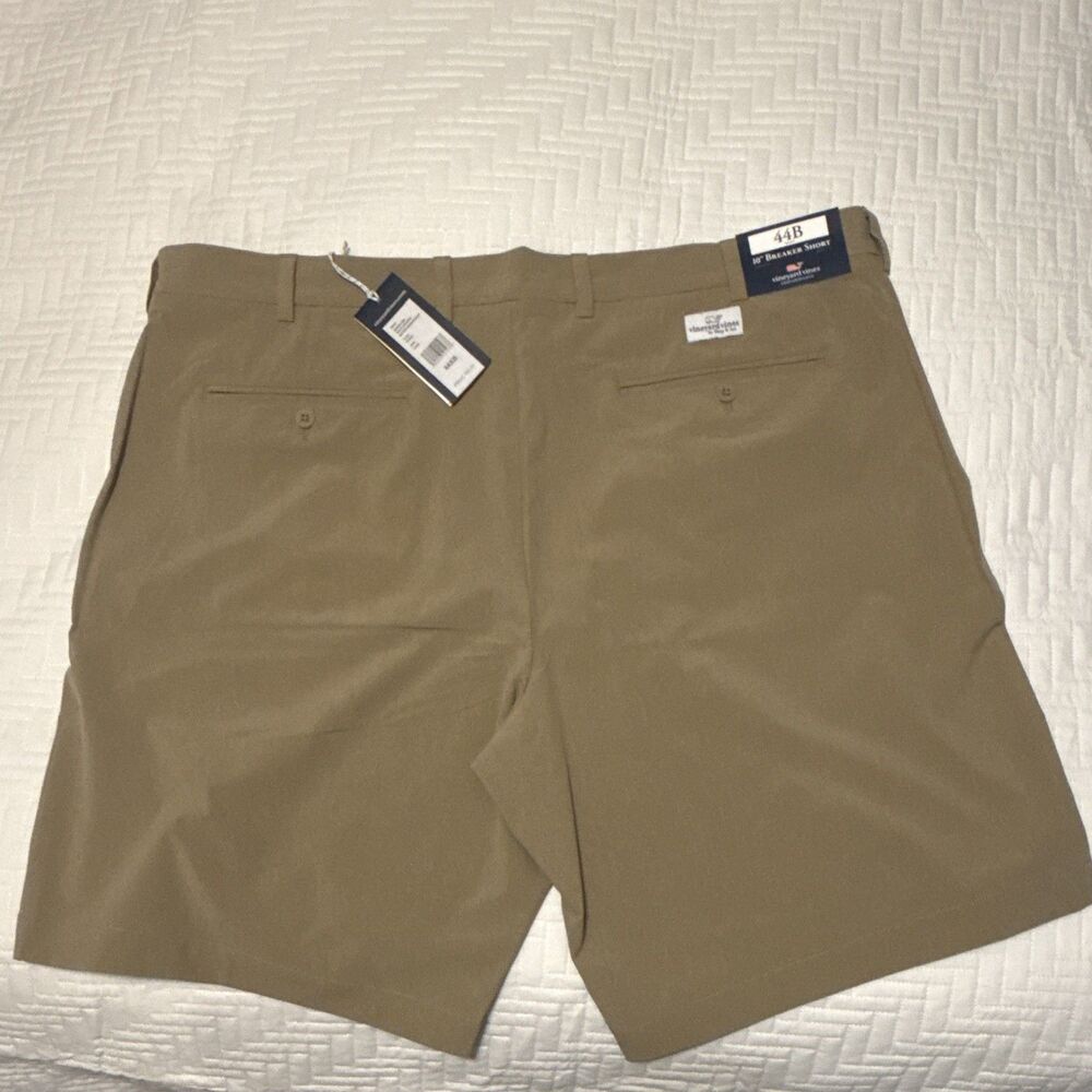 NWT Vineyard Vines Performance Breaker Shorts 44XB Khaki Tan 10" Inseam 44B - Picture 3 of 5